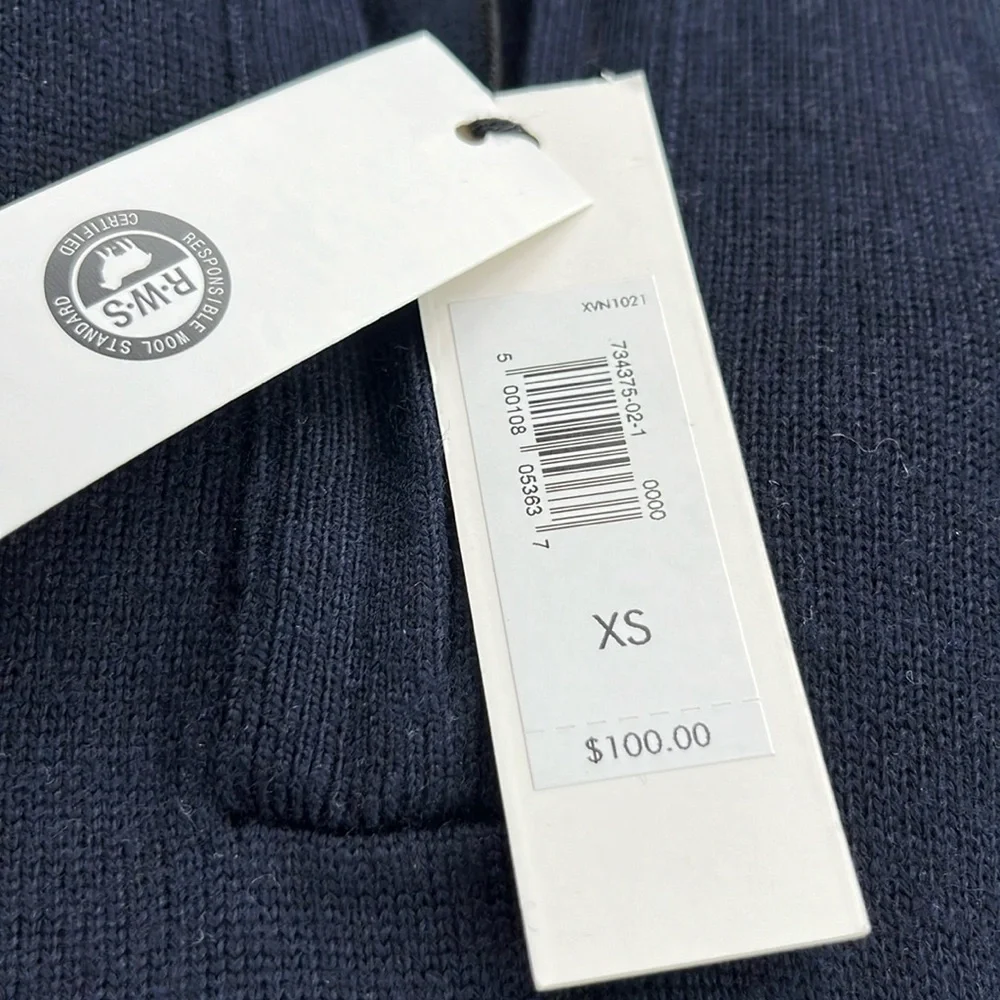 NWT Banana Republic Men’s Raoul Merino Navy Sweater Size XS